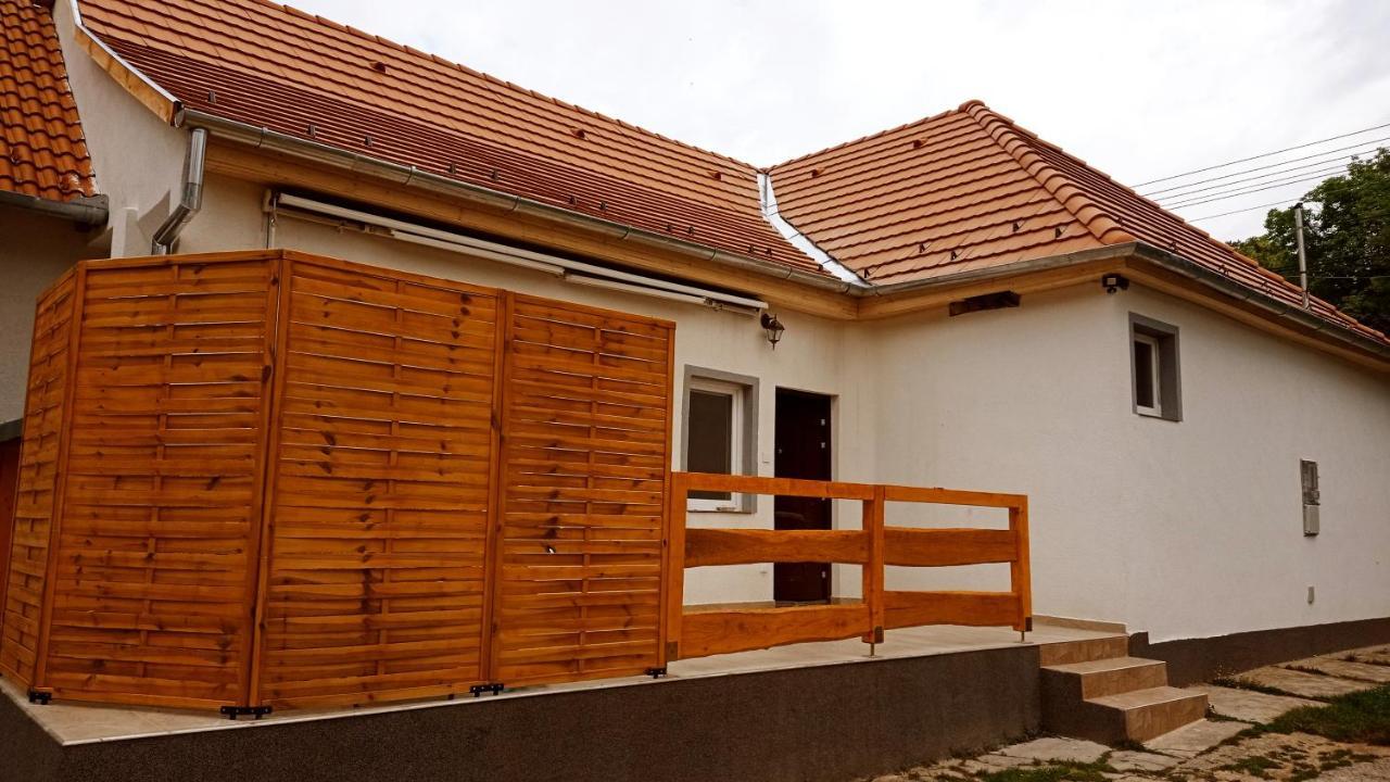 Apartament Lovas Vendeghaz Obanya Zewnętrze zdjęcie