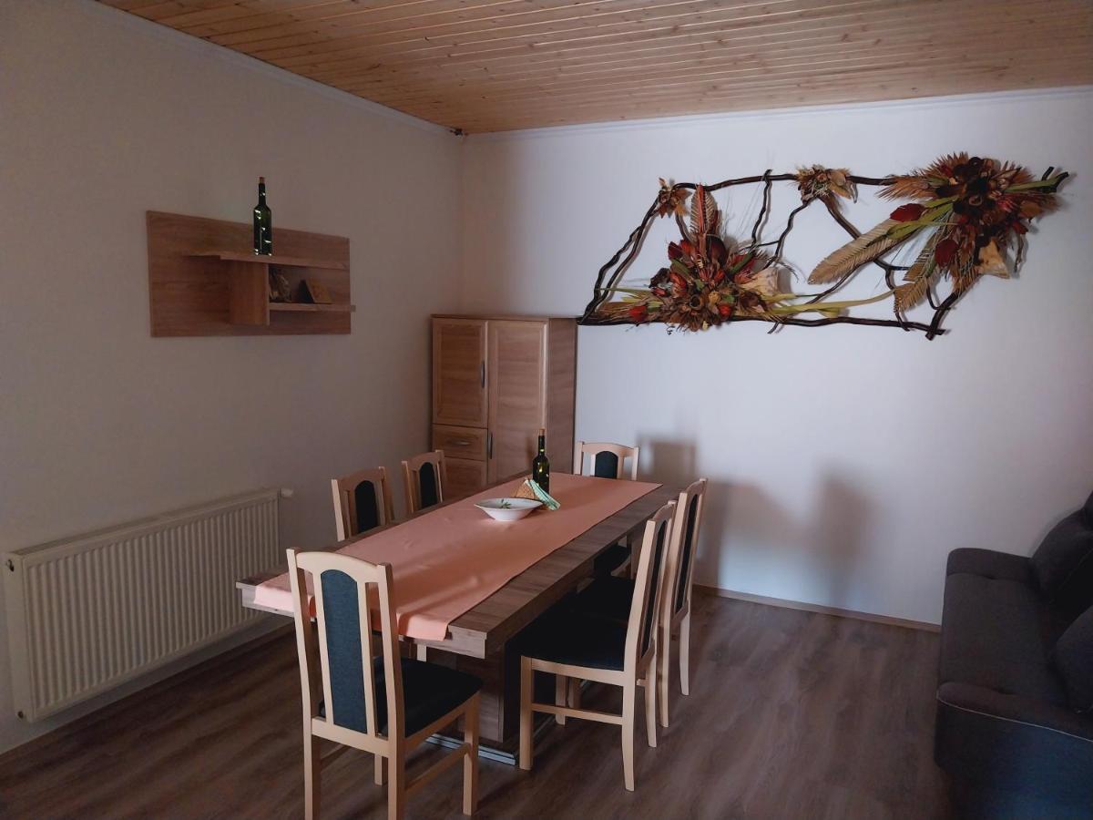Apartament Lovas Vendeghaz Obanya Zewnętrze zdjęcie